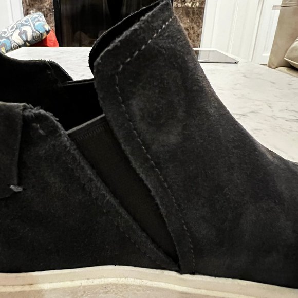 Dolce Vita Gray Suede Leather Mid High Sneaker Size 7.5 - Picture 7 of 10